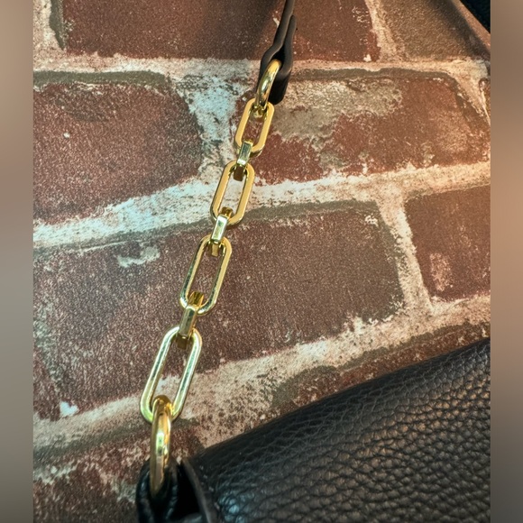 Black Liz Claiborne Gold Chainlink Everyday Shoulder Bag - Picture 5 of 7